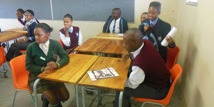 Minister commends 2020 matric performance!