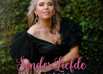 ANDRIËTTE BRINGS HOPE AND LOVE WITH NEW SINGLE!