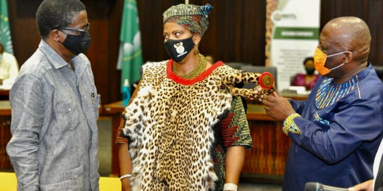 HER MAJESTY NKOSIKAZI NOMANDLA DOROTHY MHLAULI THE CHAIRPERSONSHIP OF THE NATIONAL HOUSE OF TRADITIONAL LEADERS !