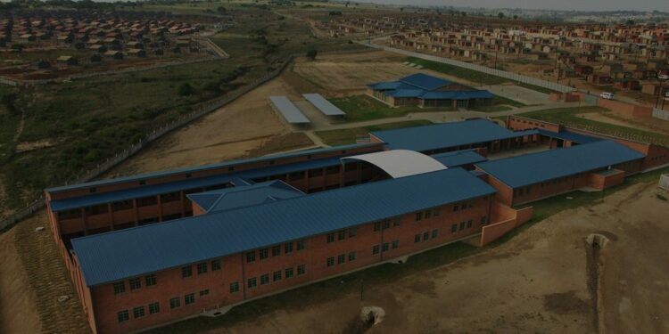 GAUTENG SCHOOLS TARGETED BY ORGANISED CRIME SYNDICATES AND SCRAP METAL COLLECTORS!