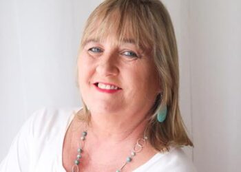 Show banks women+’s pain points!