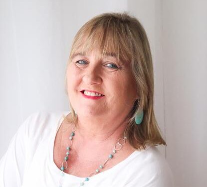 Show banks women+’s pain points!