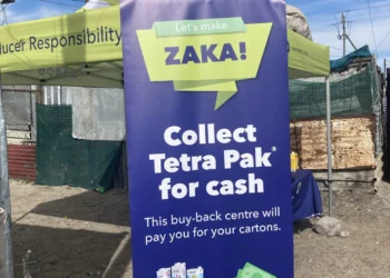 Blikkiesdorp’s new buy-back centre off to a flying start