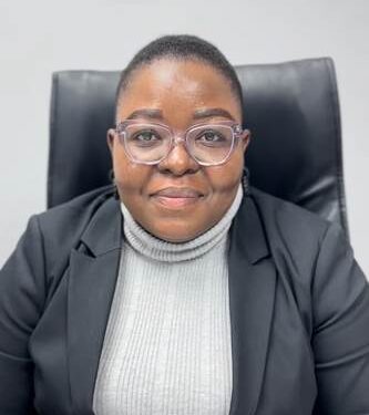 PURE MATHS VS MATHS LIT: HOW TO BALANCE PERFORMANCE VS STUDY OPTIONS