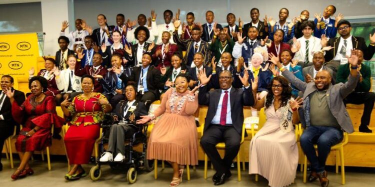 Seven distinctions and a dream: matriculant shares top tips for academic success